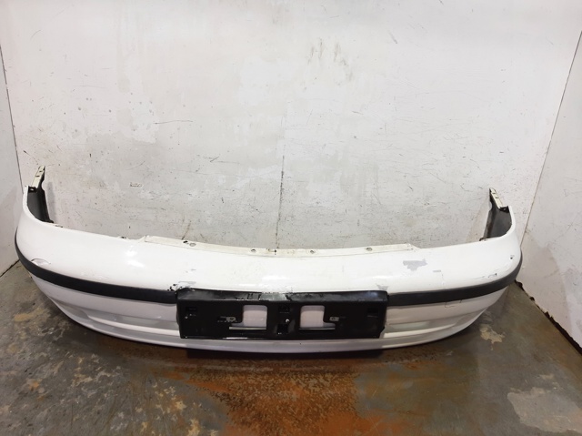 Zderzak przedni do Daewoo Nubira J10, J15