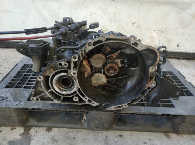 Mechaniczna skrzynia biegów w komplecie S714JE HYUNDAI