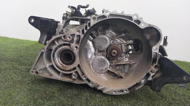 Mechaniczna skrzynia biegów w komplecie S714JE HYUNDAI