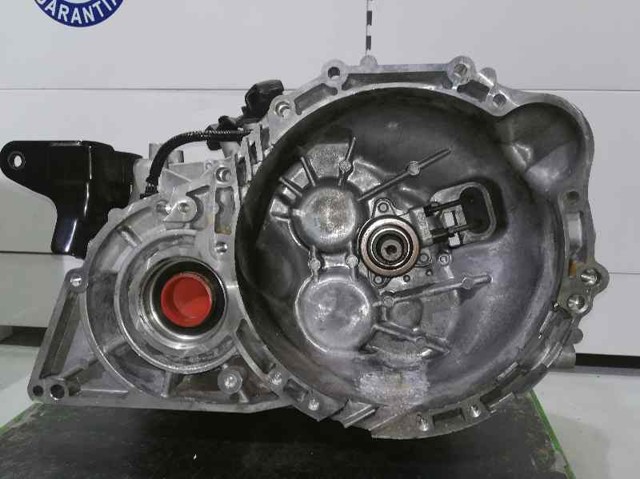 Mechaniczna skrzynia biegów w komplecie S714JE HYUNDAI