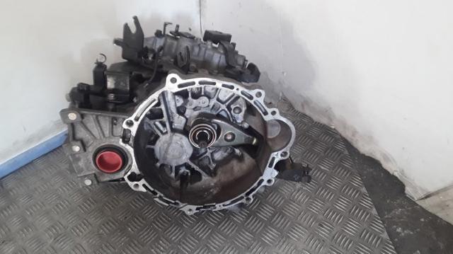 Mechaniczna skrzynia biegów w komplecie S71767 HYUNDAI