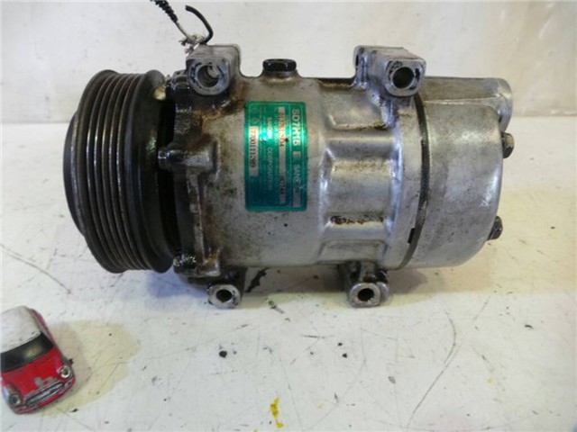 Sprężarka klimatyzacji SD7H15 RENAULT