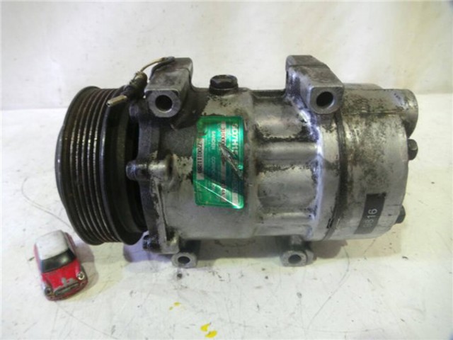 Sprężarka klimatyzacji SD7H15 RENAULT