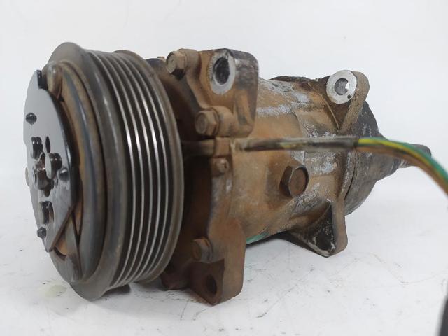 Sprężarka klimatyzacji SD7H157854 PEUGEOT