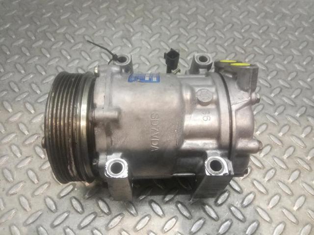 Sprężarka klimatyzacji SD7V161255 MAZDA