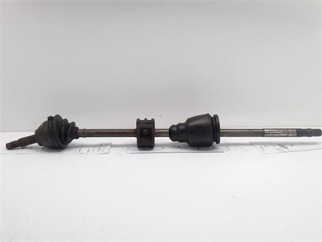 Przegub homokinetyczny przedni zewnętrzny SE138141915A VAG