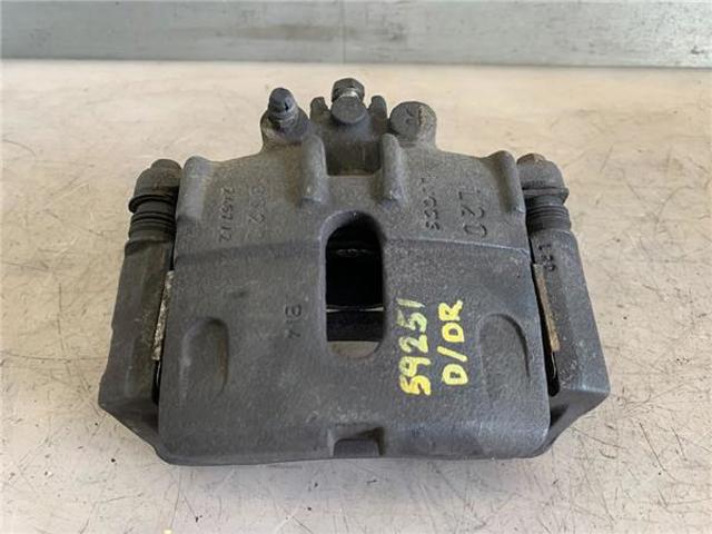 SEG100260 Land Rover