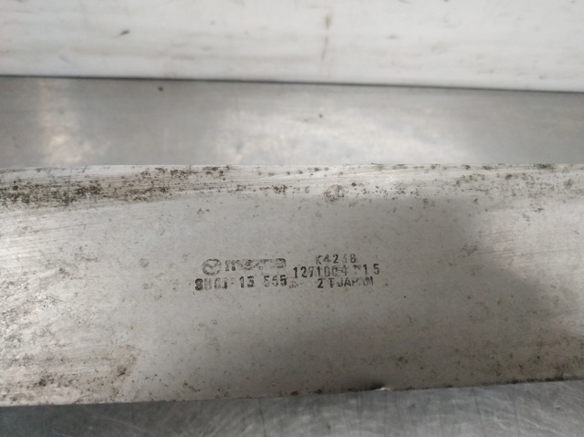 Chłodnica intercoolera SH0113565 MAZDA