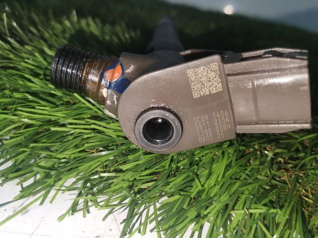 Wtryskiwacz paliwa SH0113H50 MAZDA