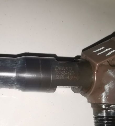 Wtryskiwacz paliwa SH0113H50 MAZDA