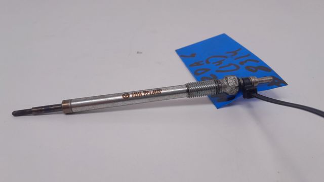 Świeca żarowa SH0118601 MAZDA