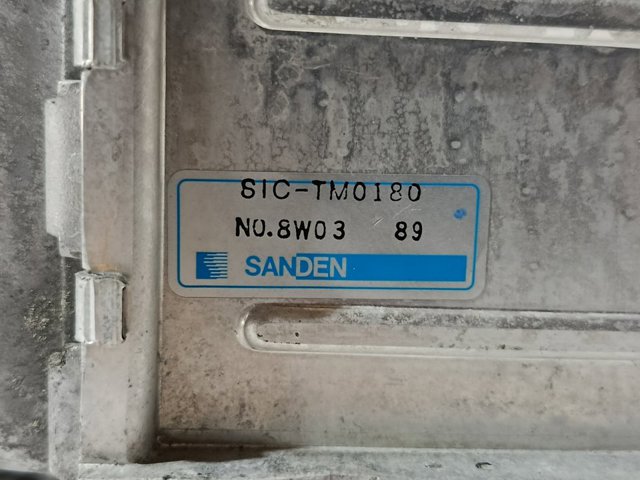 Chłodnica intercoolera SICTM0180 SUBARU