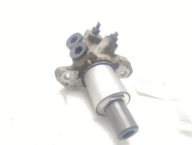 Główny cylinder hamulców do Land Rover Freelander L314