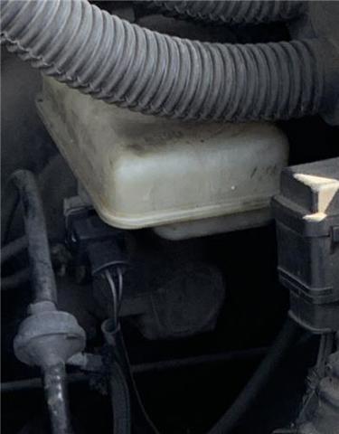 SJC100370 Land Rover