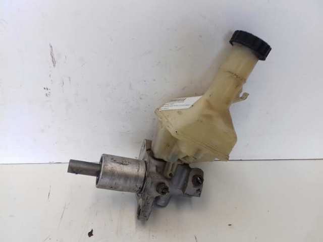 Główny cylinder hamulców Rover 75 RJ