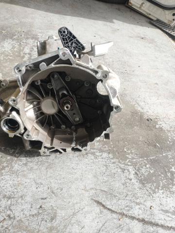 Mechaniczna skrzynia biegów w komplecie SND VAG