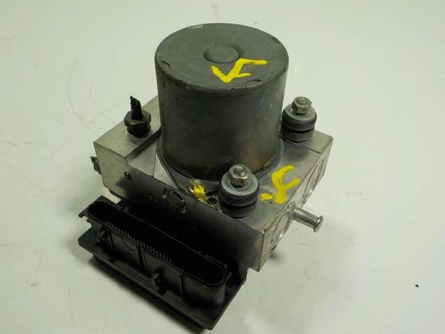 SRB500173 Land Rover