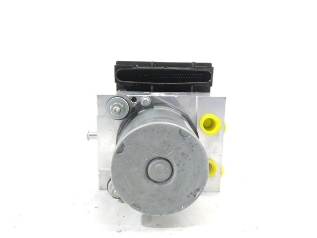 SRB500174 Land Rover