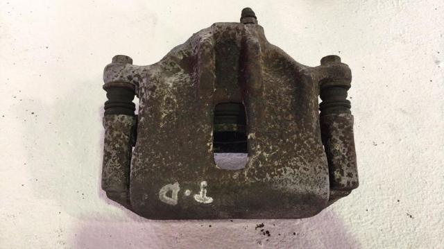 Zacisk hamulcowy tylny prawy STC1906 LAND ROVER