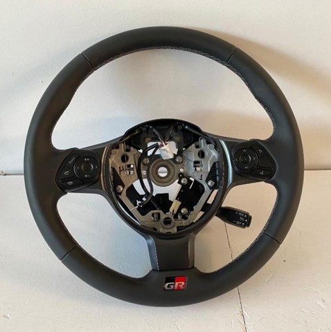 SU00308864 Toyota