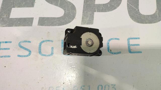 Silniczek sterujący klapą recyrkulacji powietrza T1006419G RENAULT