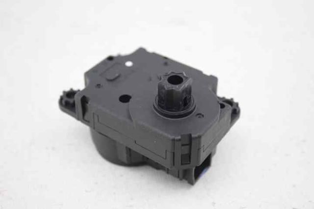 T1026036F Renault (RVI)