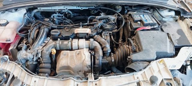  Ford Focus III (CB8)