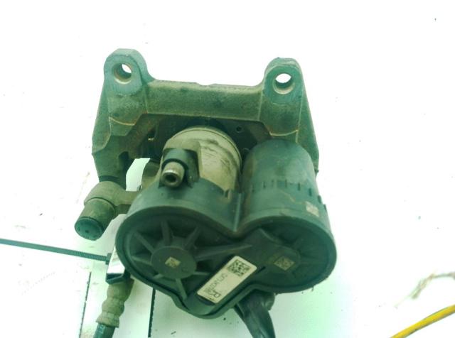 Zacisk hamulcowy tylny prawy Land Rover Range Rover L560