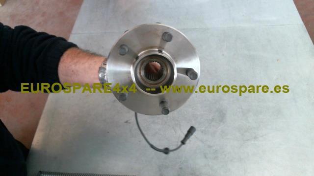 Piasta tylna TAY100050 LAND ROVER