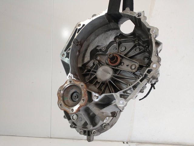 Mechaniczna skrzynia biegów w komplecie TCW VAG