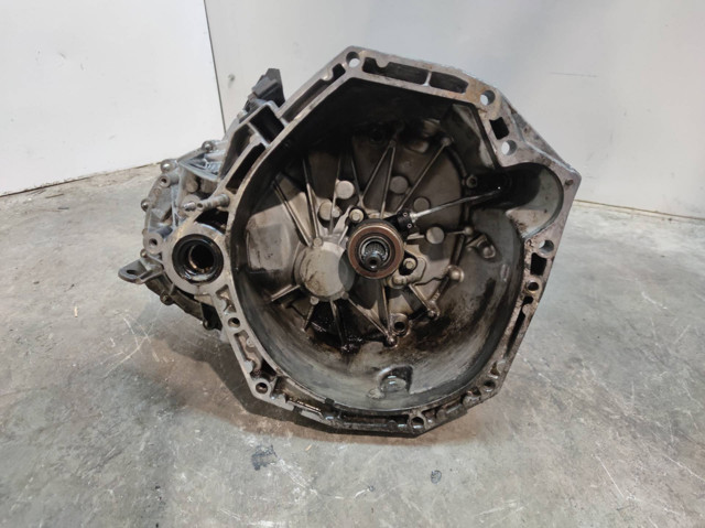 Mechaniczna skrzynia biegów w komplecie TL4018 RENAULT