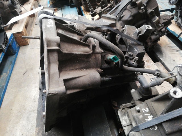 Mechaniczna skrzynia biegów w komplecie TL4018 RENAULT