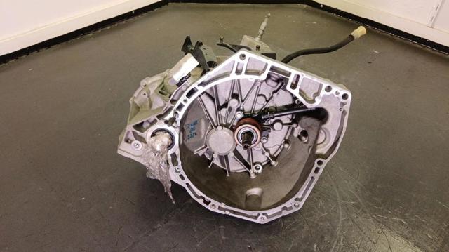 Mechaniczna skrzynia biegów w komplecie TL4087 RENAULT