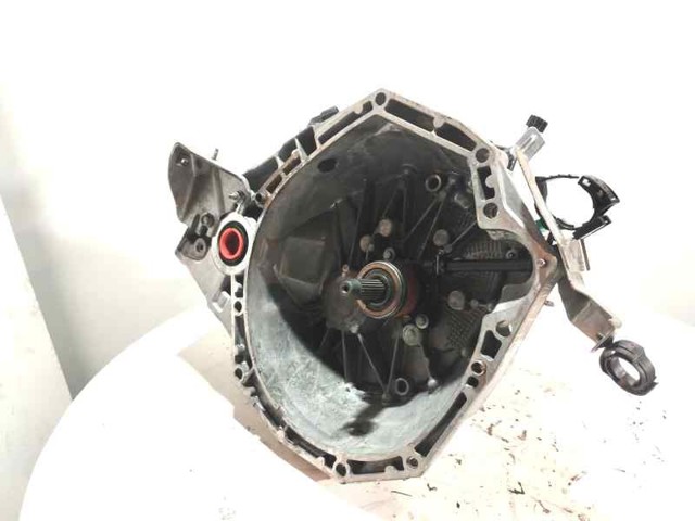 Mechaniczna skrzynia biegów w komplecie TL4126 NISSAN