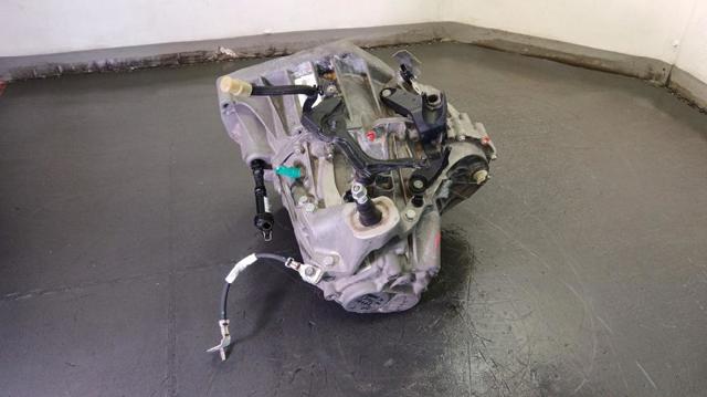 Mechaniczna skrzynia biegów w komplecie TL4352 RENAULT
