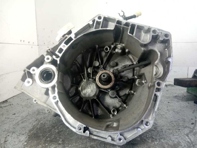 Mechaniczna skrzynia biegów w komplecie TL4352 RENAULT