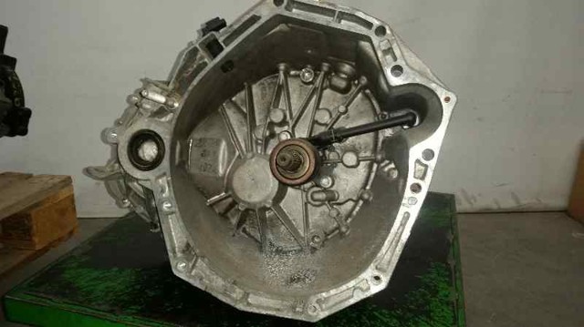 Mechaniczna skrzynia biegów w komplecie TL4A000 RENAULT