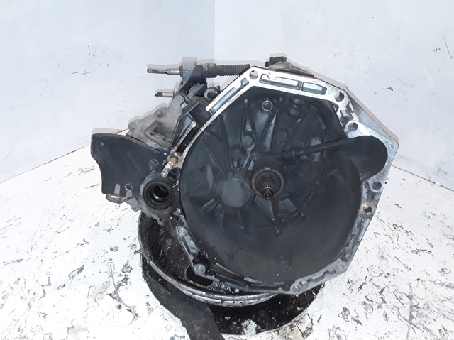 Mechaniczna skrzynia biegów w komplecie TL4A022 RENAULT