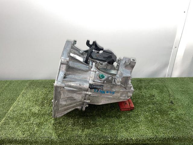 Mechaniczna skrzynia biegów w komplecie TL4A045 RENAULT