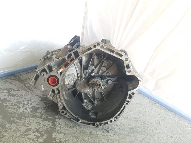 Mechaniczna skrzynia biegów w komplecie TL4A054 RENAULT
