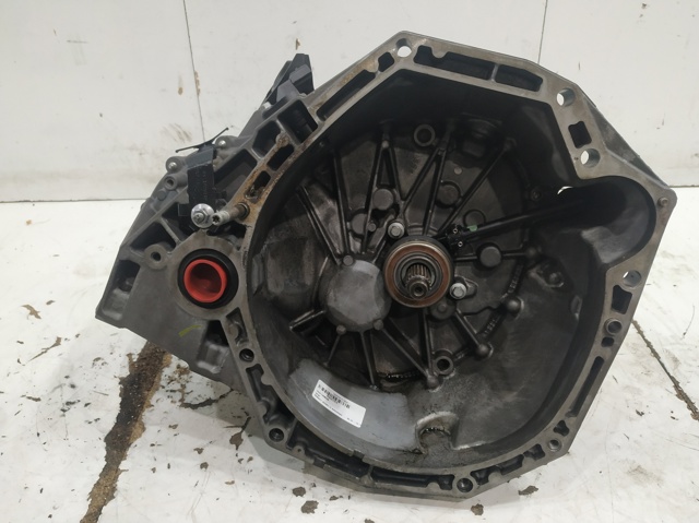 Mechaniczna skrzynia biegów w komplecie TL4A054 RENAULT