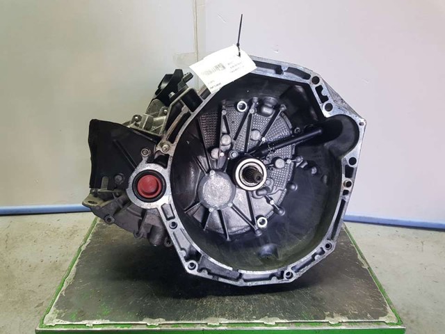Mechaniczna skrzynia biegów w komplecie TL4B045 RENAULT