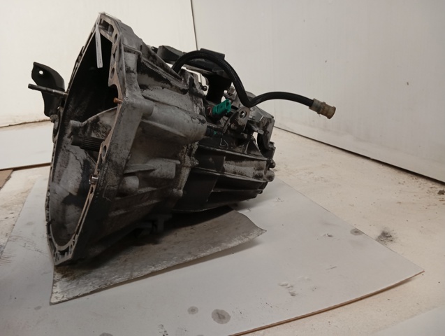 TL4K9S2 Renault (RVI)