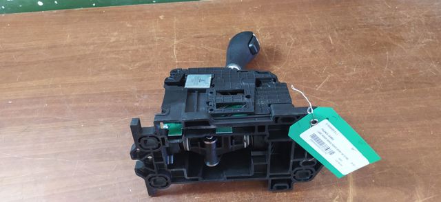 UCB500092 Land Rover