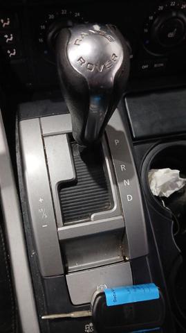 UCB500092 Land Rover