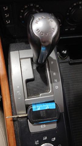 UCB500092 Land Rover