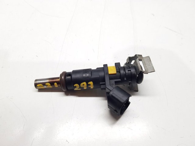 Wtryskiwacz paliwa V752817680 BMW
