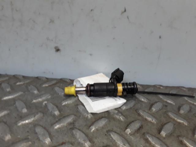 Wtryskiwacz paliwa V75281768007 PEUGEOT