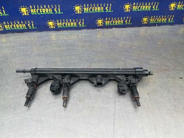 Rozdzielacz paliwa V757564580 PEUGEOT