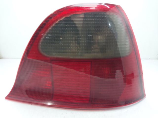 Lampa tylna Rover 200